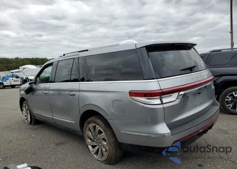2024 Lincoln Navigator L z USA, uszkodzony, nr VIN 5LMJJ3NG4REL02683